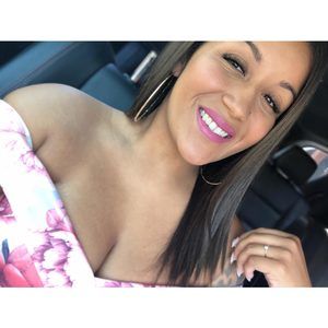 Meet your Posher, Aimée